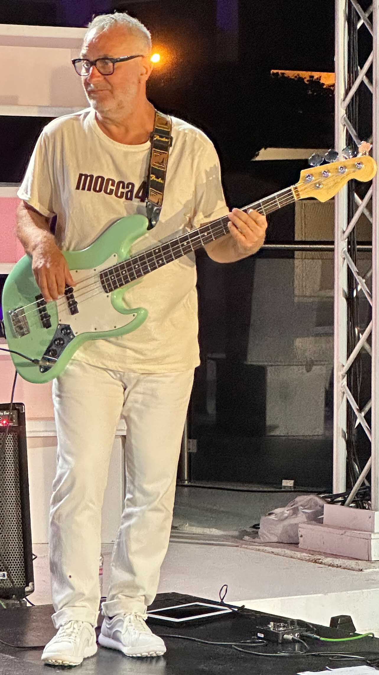 Namuk am Bass